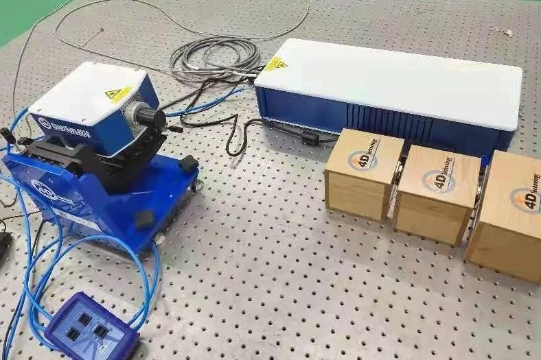 基于動(dòng)態(tài)干涉檢測的復(fù)雜外形離軸非球面元件工作面緊湊型定位裝置